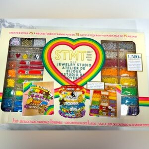 STMT D.I.Y Jewelry Studio Kit, 1,500+ Pieces Create Store Jewelry (Rainbow) New